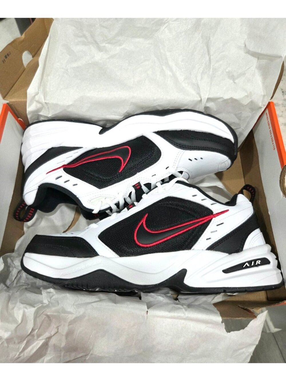 Nike Air Monarch IV Mens Training Shoes White/Black Size 9 Athletic Sneakers